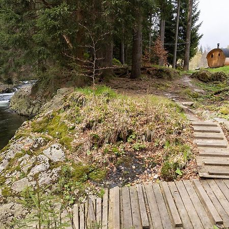 Chalets & Apartments - Base Camp Medvedin Špindlerŭv Mlýn Екстериор снимка