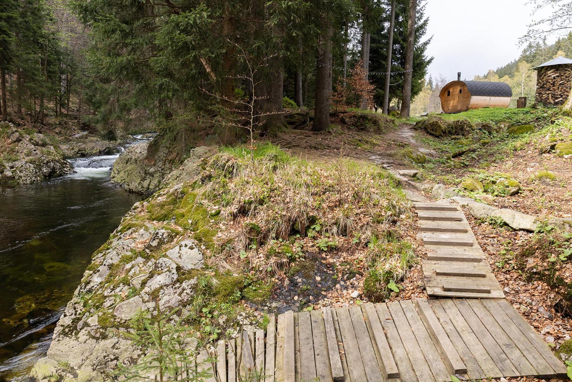 Chalets & Apartments - Base Camp Medvedin Špindlerŭv Mlýn Екстериор снимка